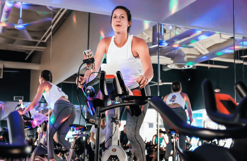 Top 10 Benefits of Indoor Cycling Class at world fitness hub