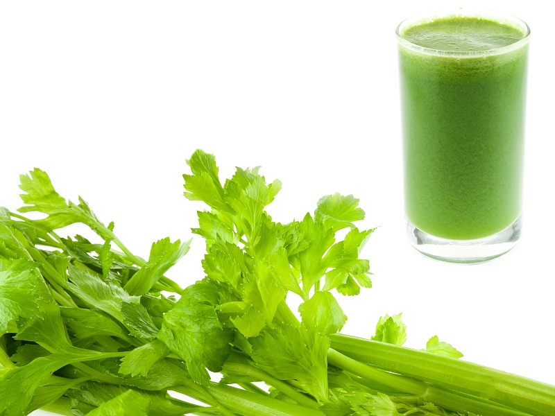 17 Best Celery Juice Benefits For Skin, Hair &#038; Health