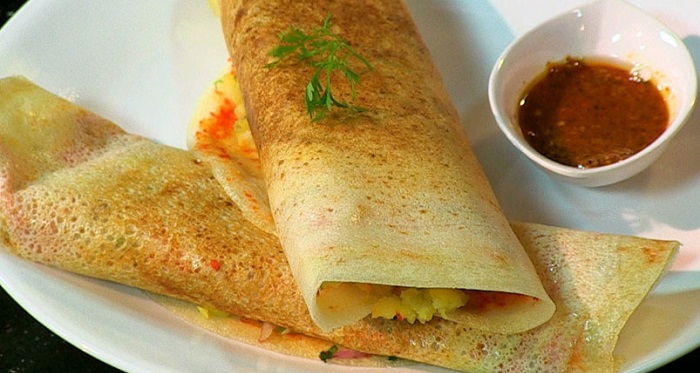 Mumbai Street Food Places: 10 Scrumptious Street Foods in Mumbai