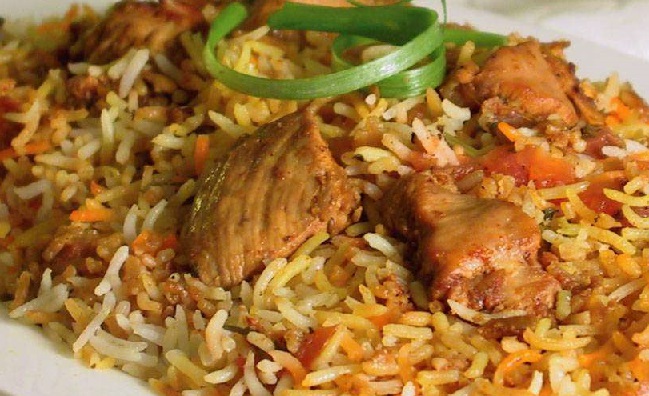 9 Popular Street Foods in Hyderabad (Hot &#038; Sweet)-You Must Eat